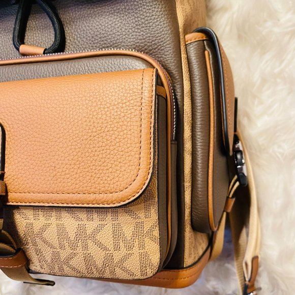 MICHAEL KORS UTILITY RUCKSACK LEATHER BACKPACK - Picture 8 of 10